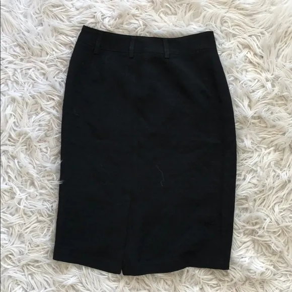 • Dolce &amp; Gabbana • Black Pencil Skirt 2