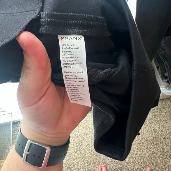 $118 Spanx The Perfect Black Ponte Pencil Skirt  20269R Black - Size XS