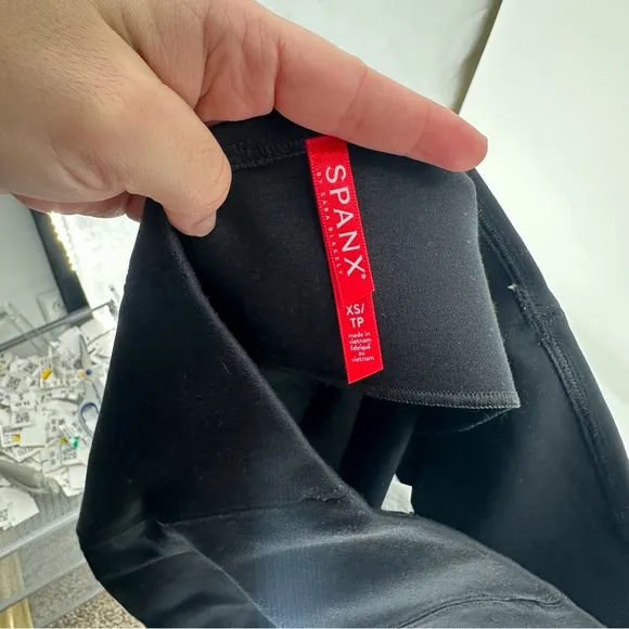 $118 Spanx The Perfect Black Ponte Pencil Skirt  20269R Black - Size XS