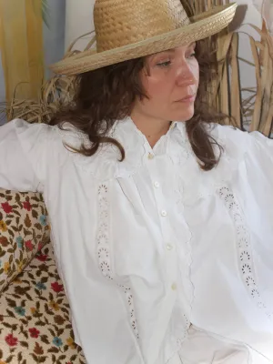 1920s/1930s Eyelet Cotton Bell Sleeve Folk Blouse