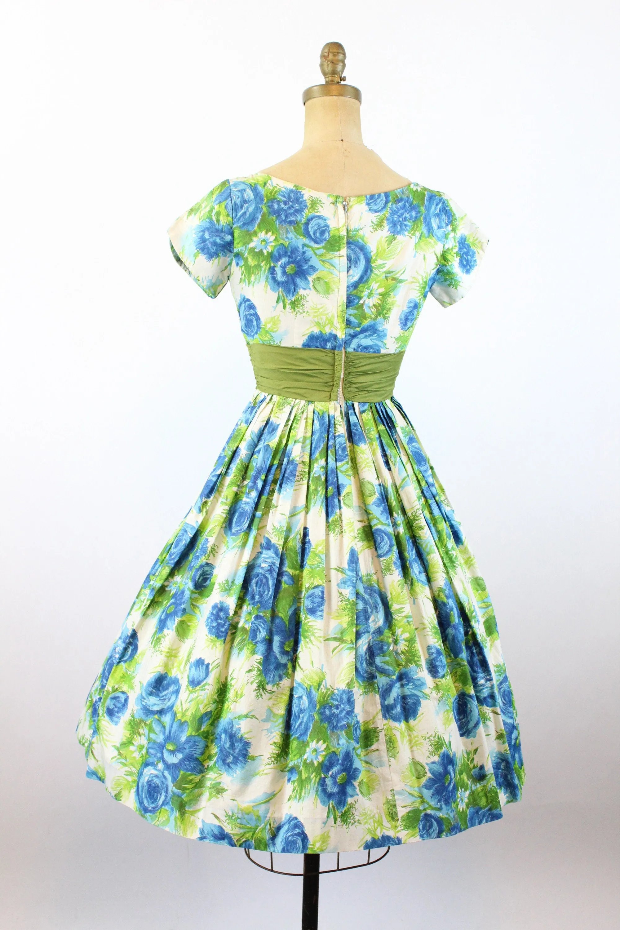 1950s BLUE ROSE cotton print full skirt dress xs | new spring summer