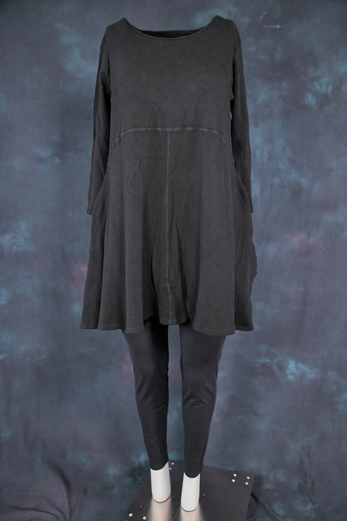 7233 Solstice Thermal Swing Dress-Black-U