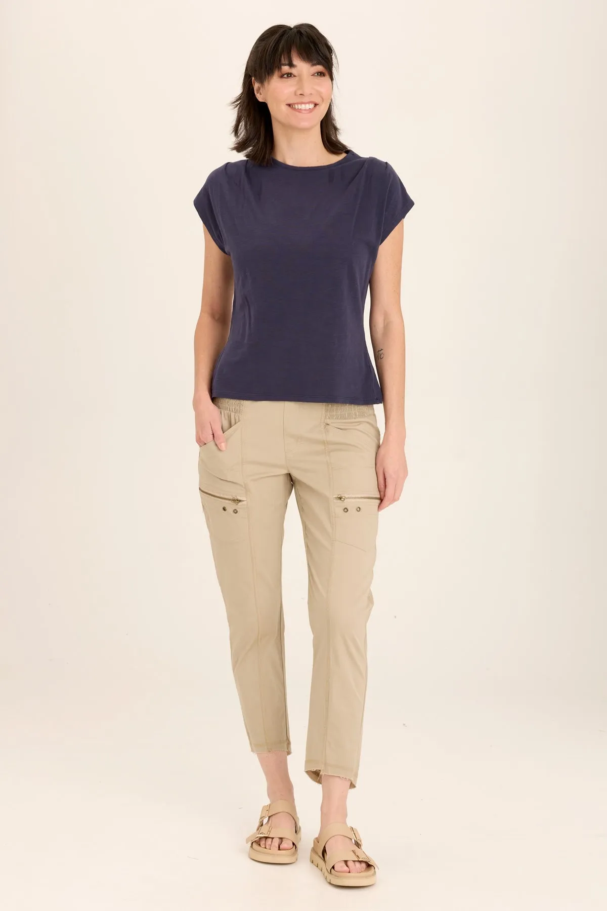 Acker Zipper Slim Crop