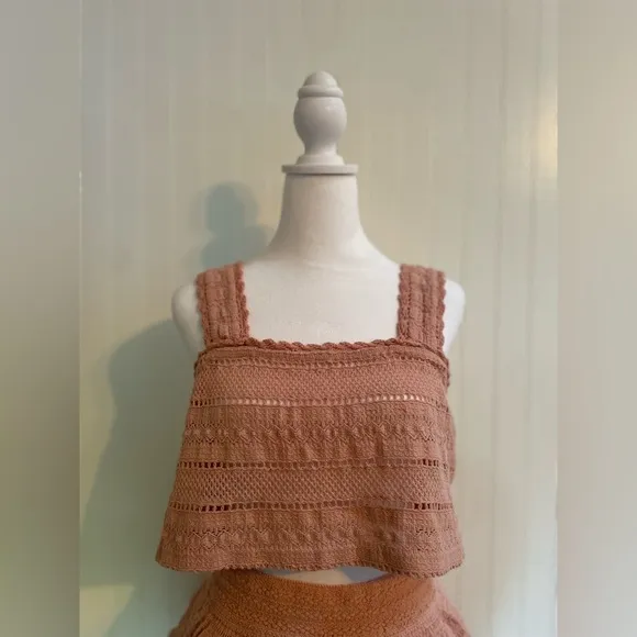 AERIE Textured Lace Ruffle Mini Skirt   Cropped Crochet Tank Top Set Size M