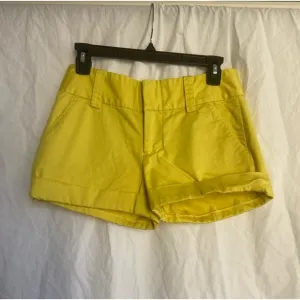 alice   olivia OLIVIA lemon JEAN SHORT Size 4