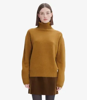 Amal sweater