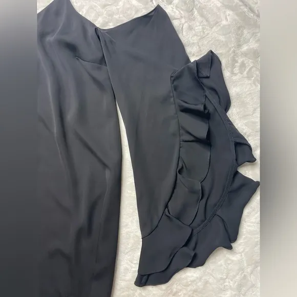 Amanda Uprichard Gianna Cold Shoulder Ruffle Sleeve Shift Dress in Black Size S