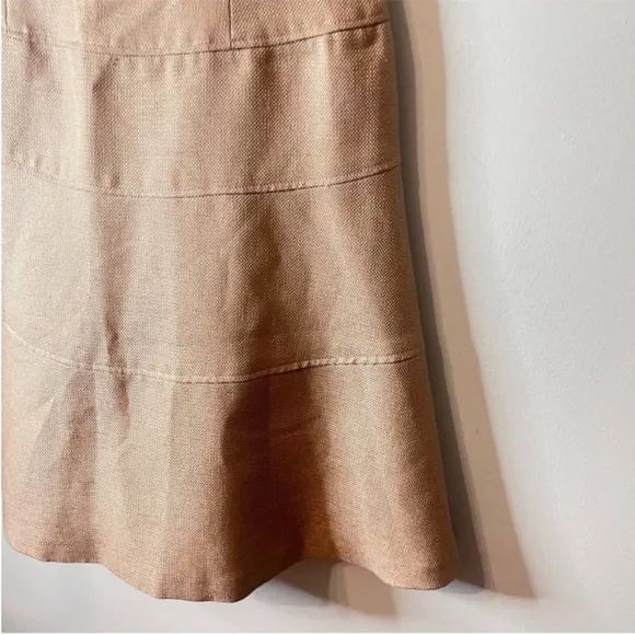 Ann Klein Sleeveless Dress Sz 6 Scoop Neck Embroidered Neckline Beige Fit Flare