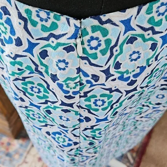 Ann Taylor‎ Factory NWT Blue Green and White Pencil Skirt Sz 8