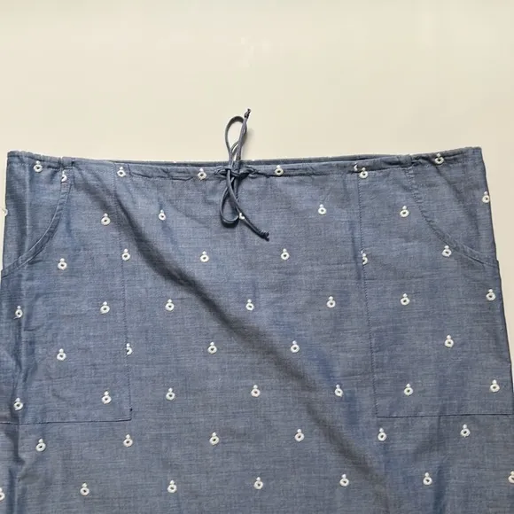 Anna Sui Anthro Women’s Chambray Vintage Embroidered Knee Length Skirt Casual 10