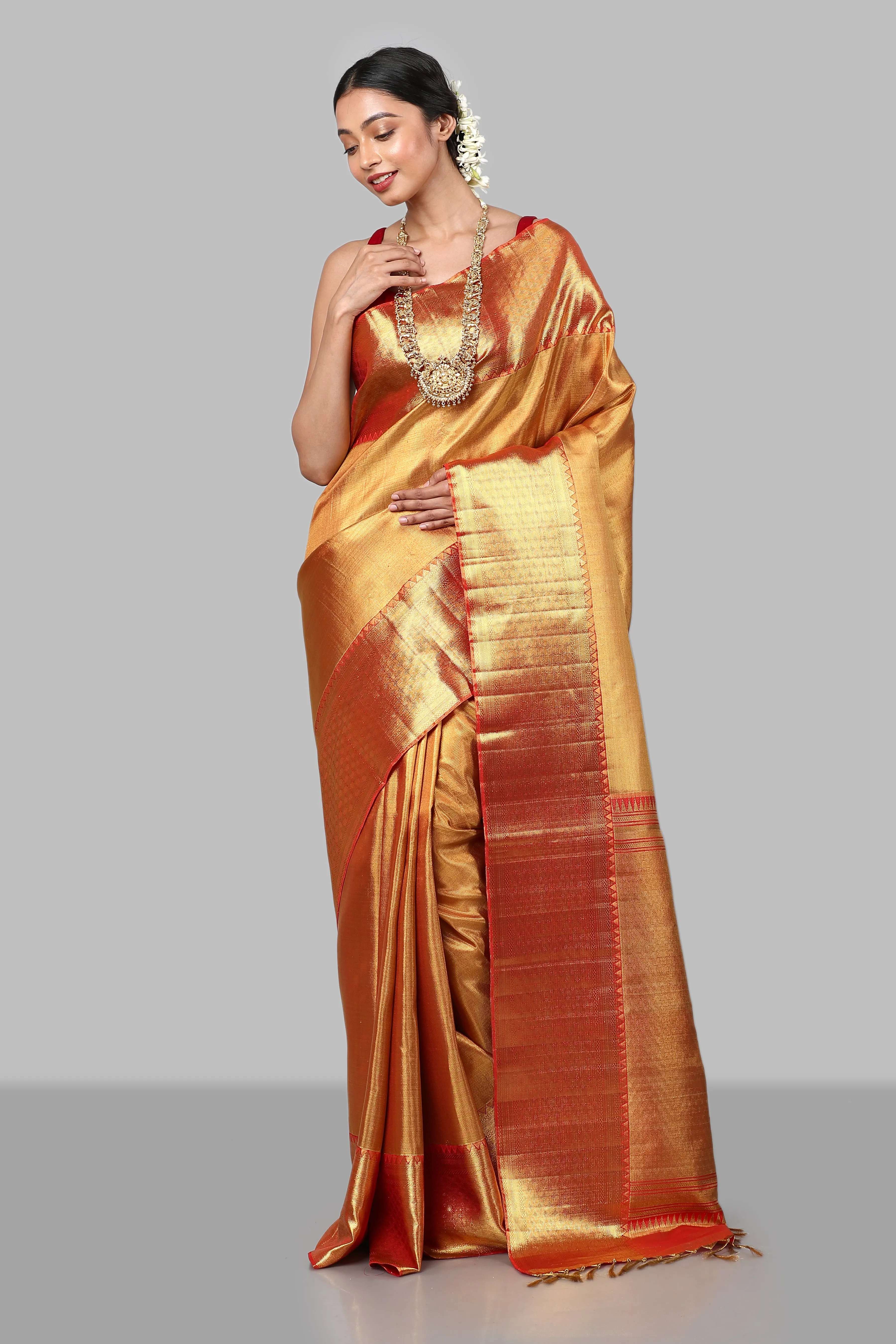 Aparupa Kanjiveram Silk Saree