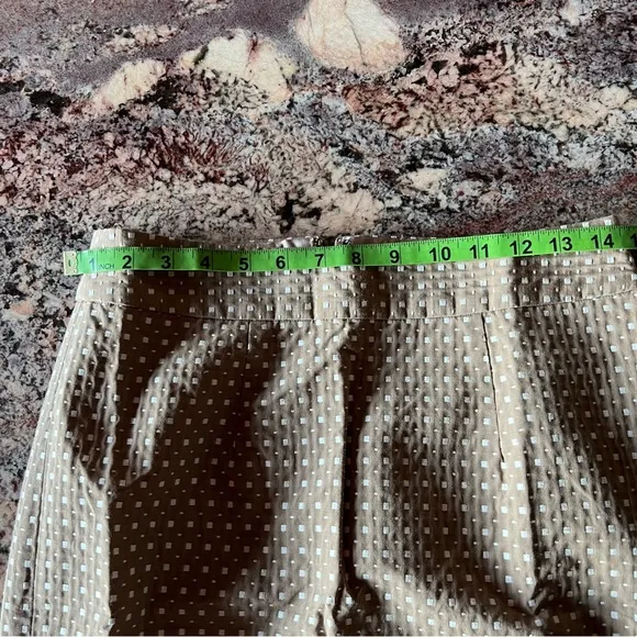 BANANA REPUBLIC TÁN WHITE POLKA DOT PENCIL SKIRT