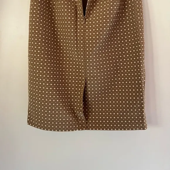 BANANA REPUBLIC TÁN WHITE POLKA DOT PENCIL SKIRT