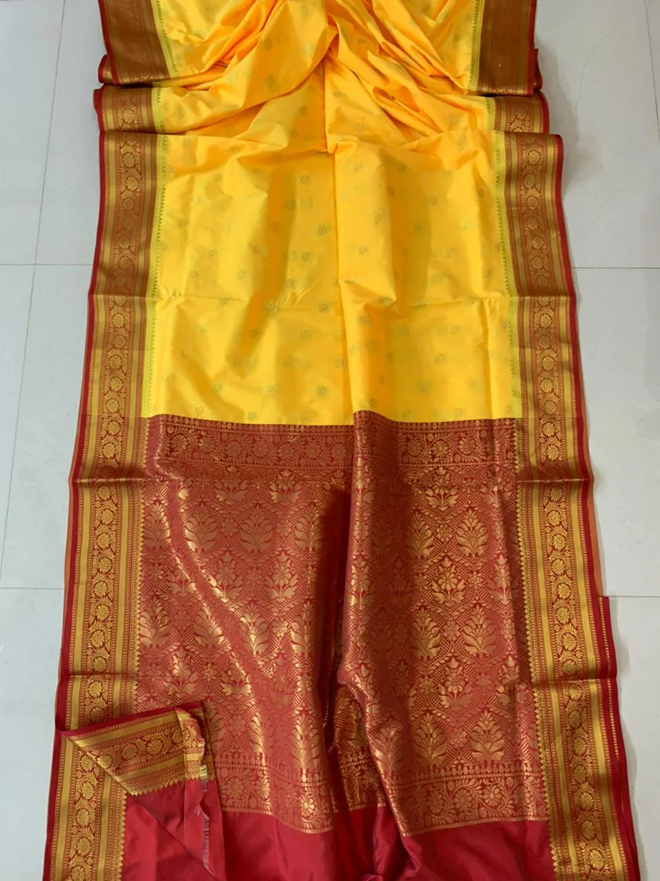 Banarasi Silk Saree In Yellow