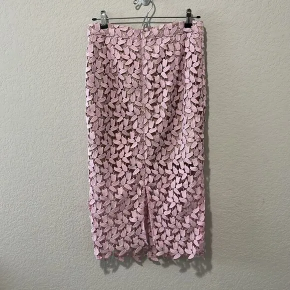 BARDOT Flora Lace Floral Pencil Skirt in Dusty Pink, Size 6/S