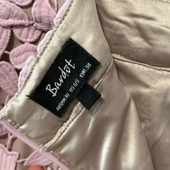 BARDOT Flora Lace Floral Pencil Skirt in Dusty Pink, Size 6/S