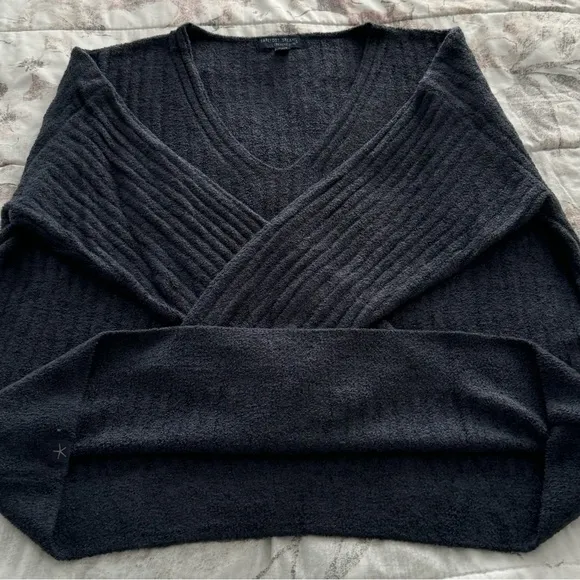 Barefoot Dreams Cozychic Lite dark gray ribbed V-neck sweater, size 1X Petite