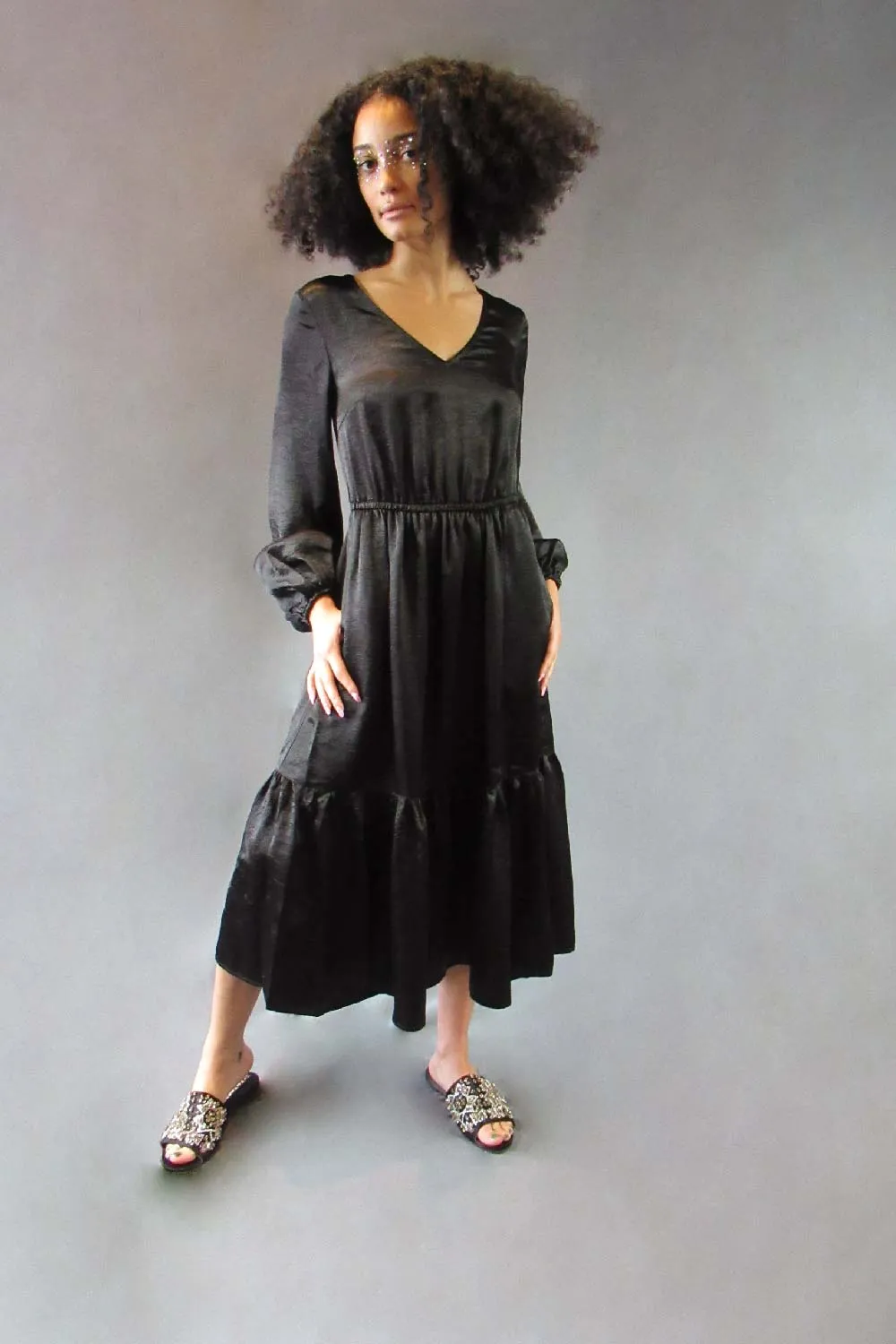 Black Tiered Shift