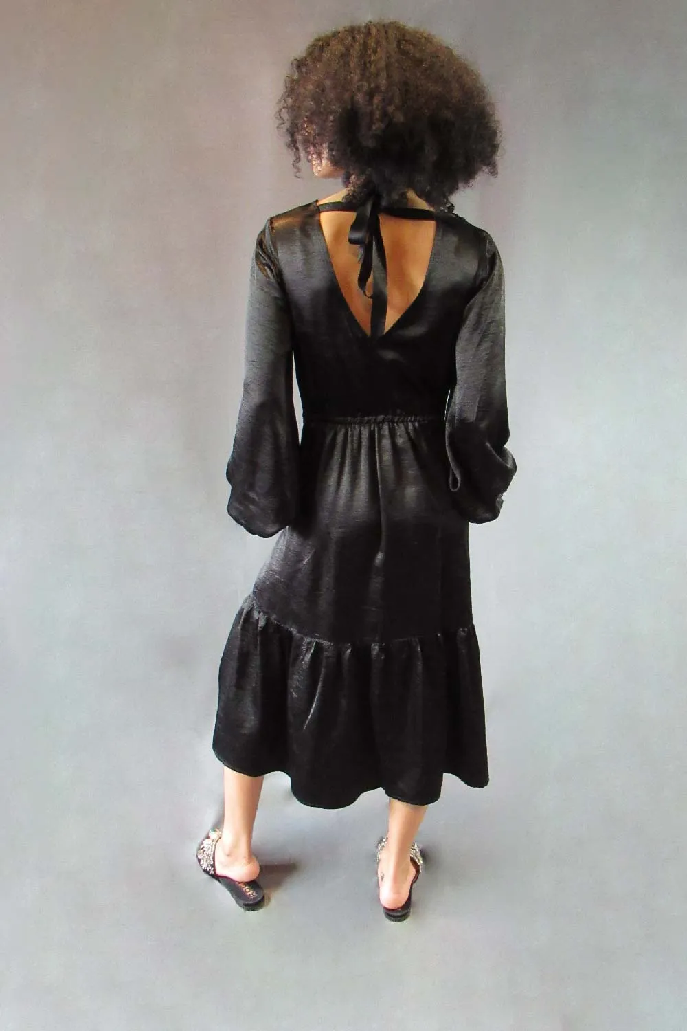Black Tiered Shift