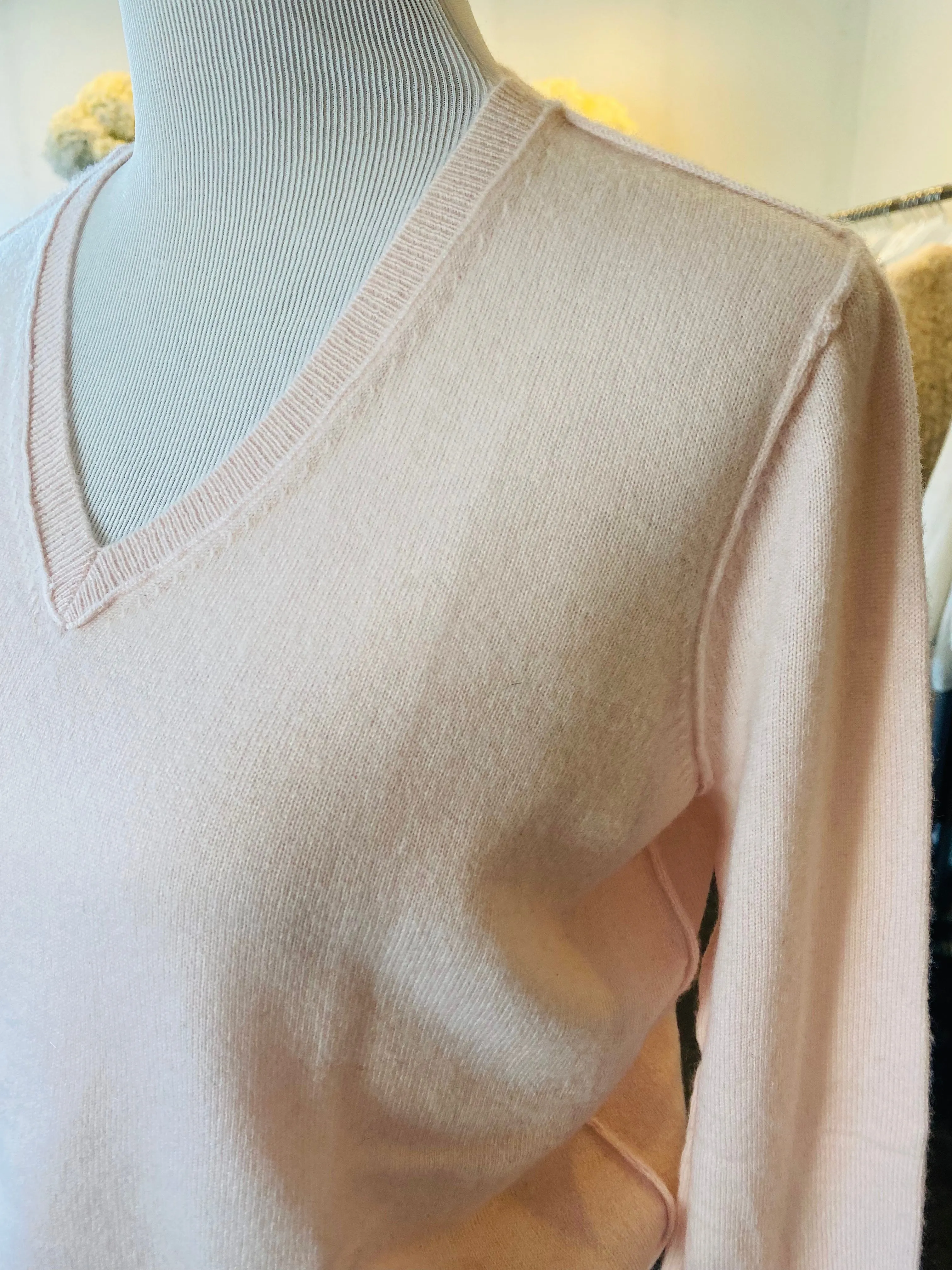 Brazeau Tricot Mist High V Neck Sweater