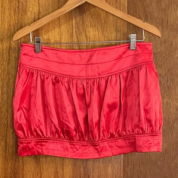 CACHE Red Mini Skirt Sz L NWT
