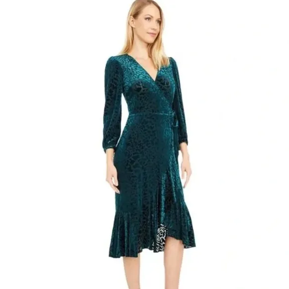 Calvin Klein NWT MALACHITE Dark Green Burn Out Velvet Fit &amp; Flare Dress size 10