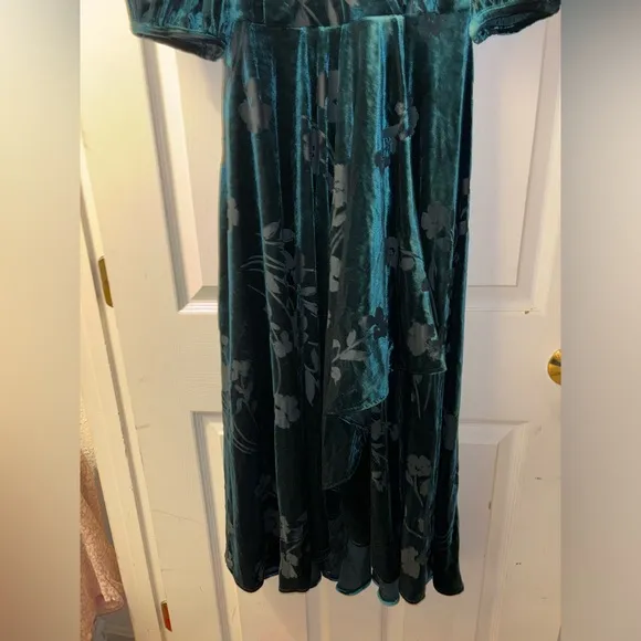 Calvin Klein NWT MALACHITE Dark Green Burn Out Velvet Fit &amp; Flare Dress size 10