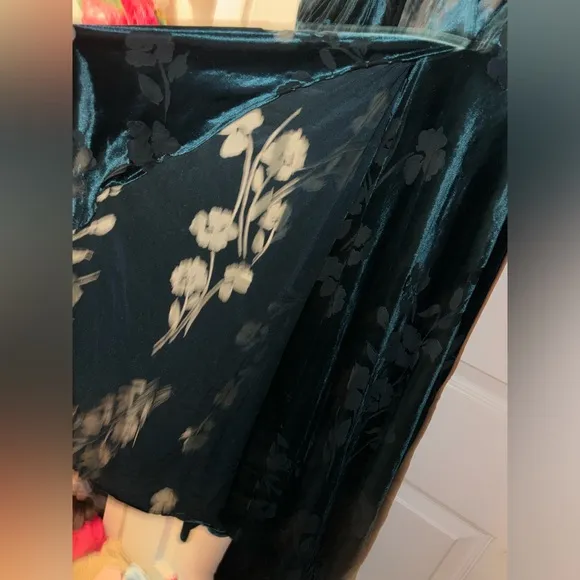 Calvin Klein NWT MALACHITE Dark Green Burn Out Velvet Fit &amp; Flare Dress size 10