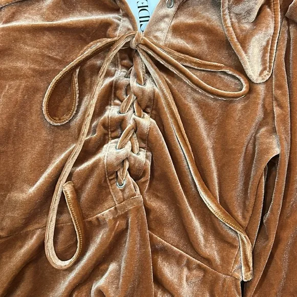 Cider Copper color velvet V neck tie dress. Fit and flare. Size S. NWT