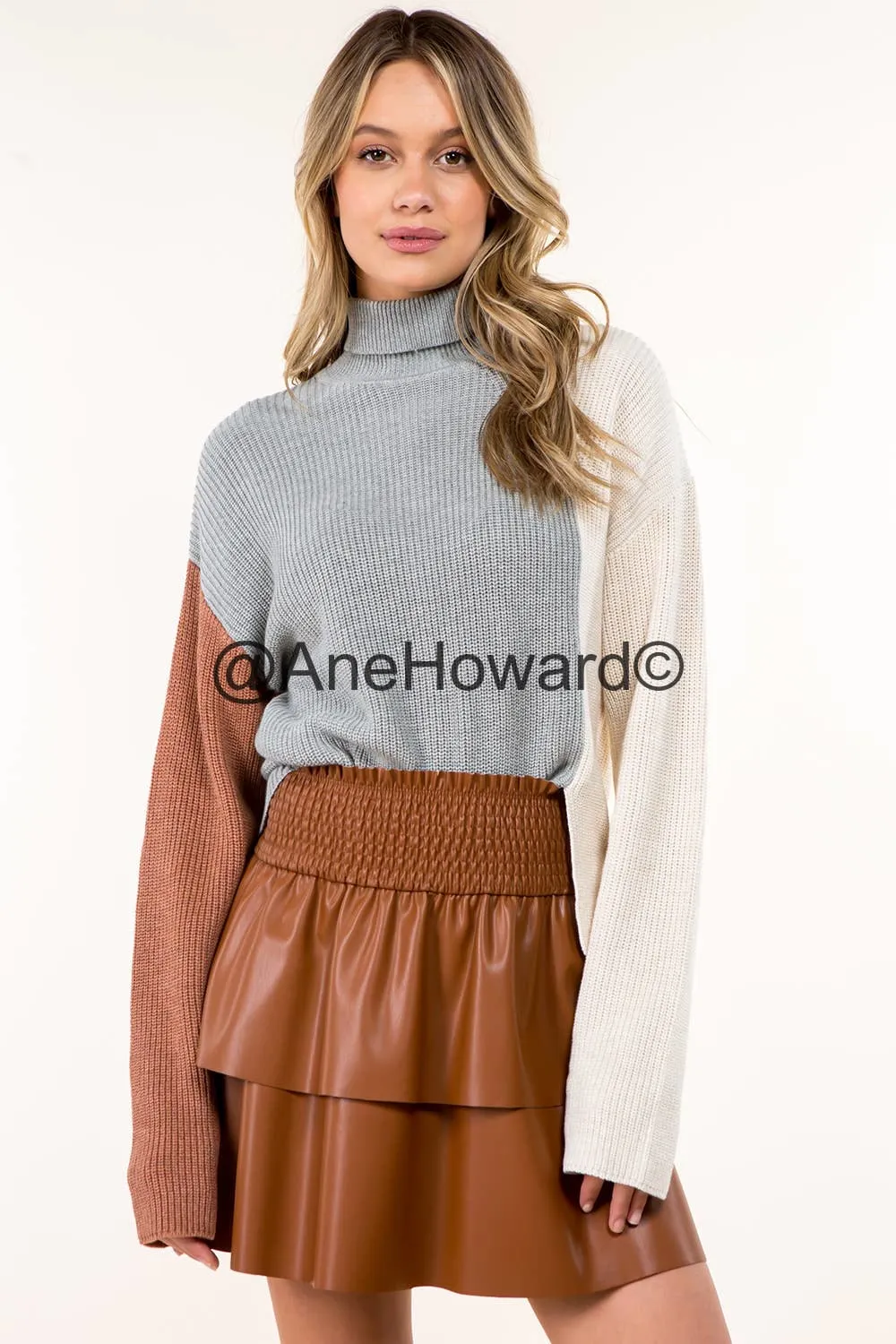 Color Block Cotton Turtleneck Sweater - CAMEL