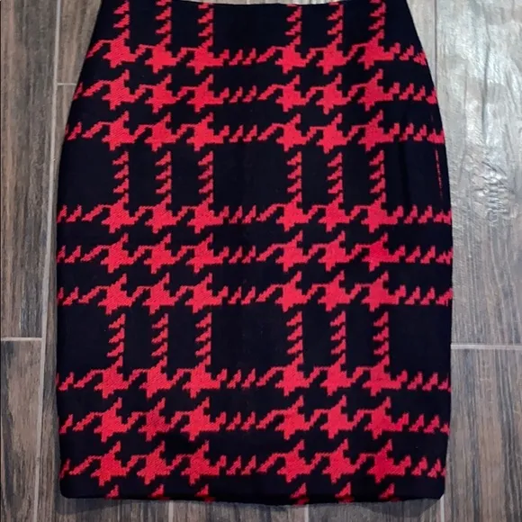 COPY - Talbots wool red black zig zag pencil skirt