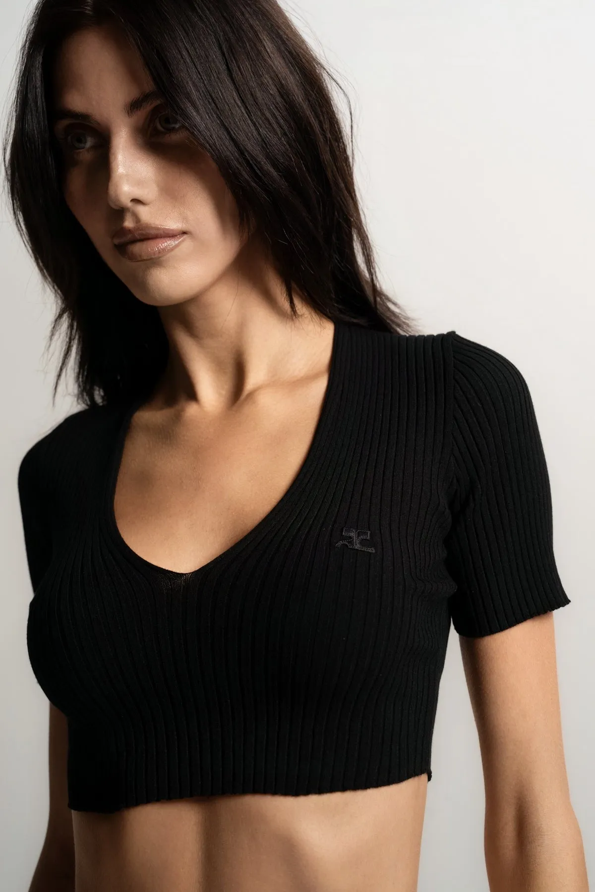 COURRÈGES | V NECK RIB KNIT CROPPED SWEATER