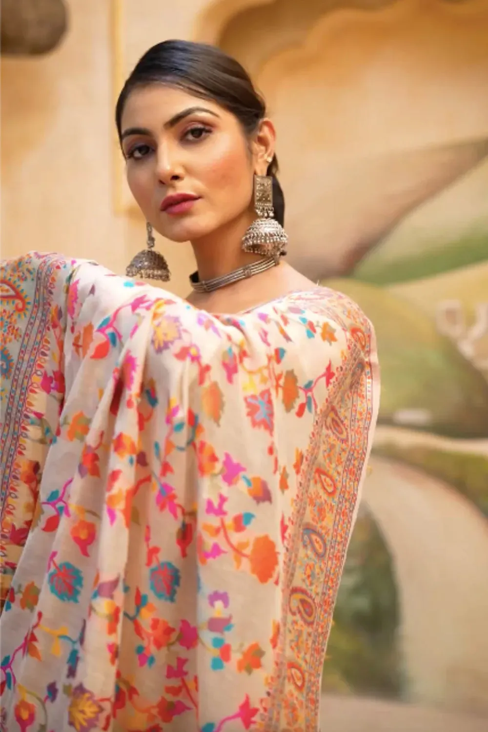 Creamy Off-White Kashmiri Modal Handloom Weaving Saree