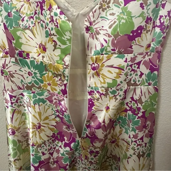 Cynthia Howie Sz 8 Floral Spring Dress