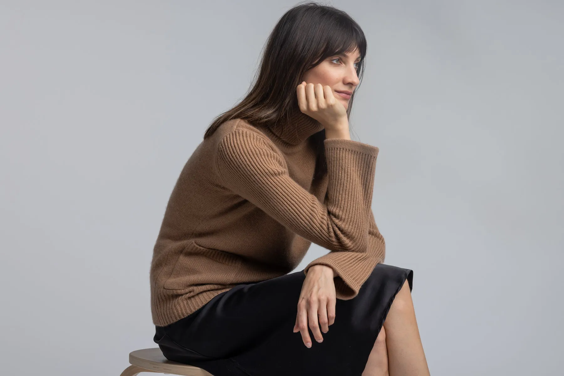 Double Pocket Cashmere Turtleneck Sweater