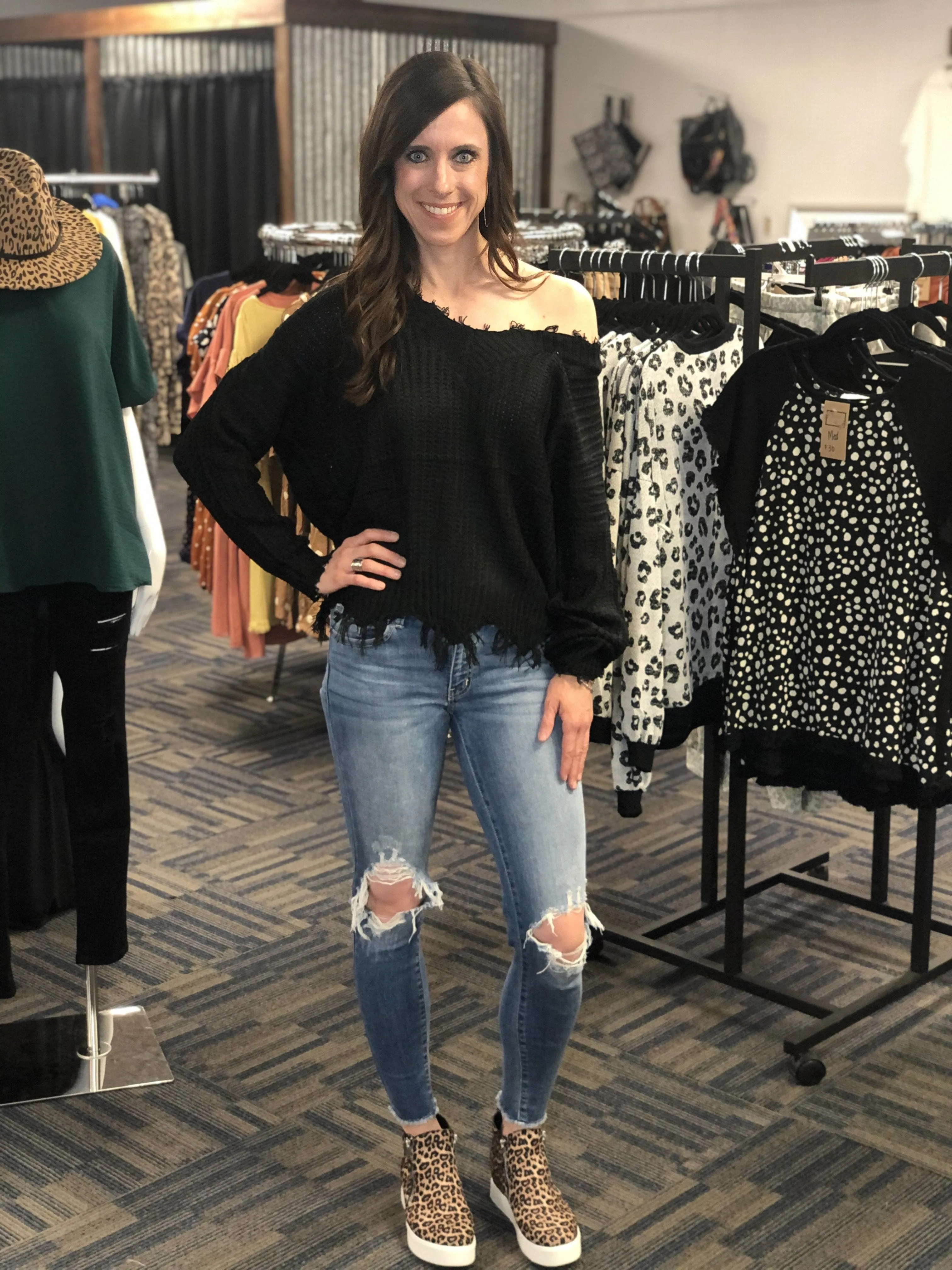 Ember Frayed V-Neck Sweater-4 Colors Available