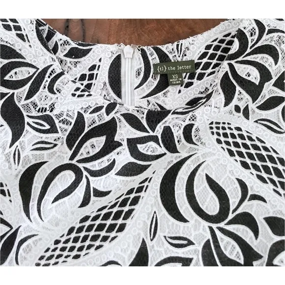 EUC Lulu’s The Letter Lace Fit &amp; Flare Black &amp; White Dress XS​​​