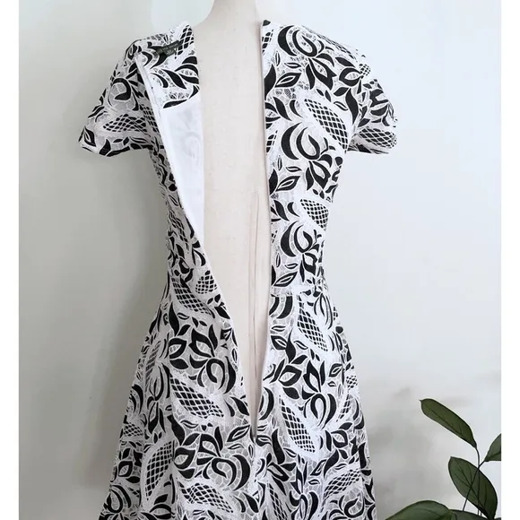 EUC Lulu’s The Letter Lace Fit &amp; Flare Black &amp; White Dress XS​​​