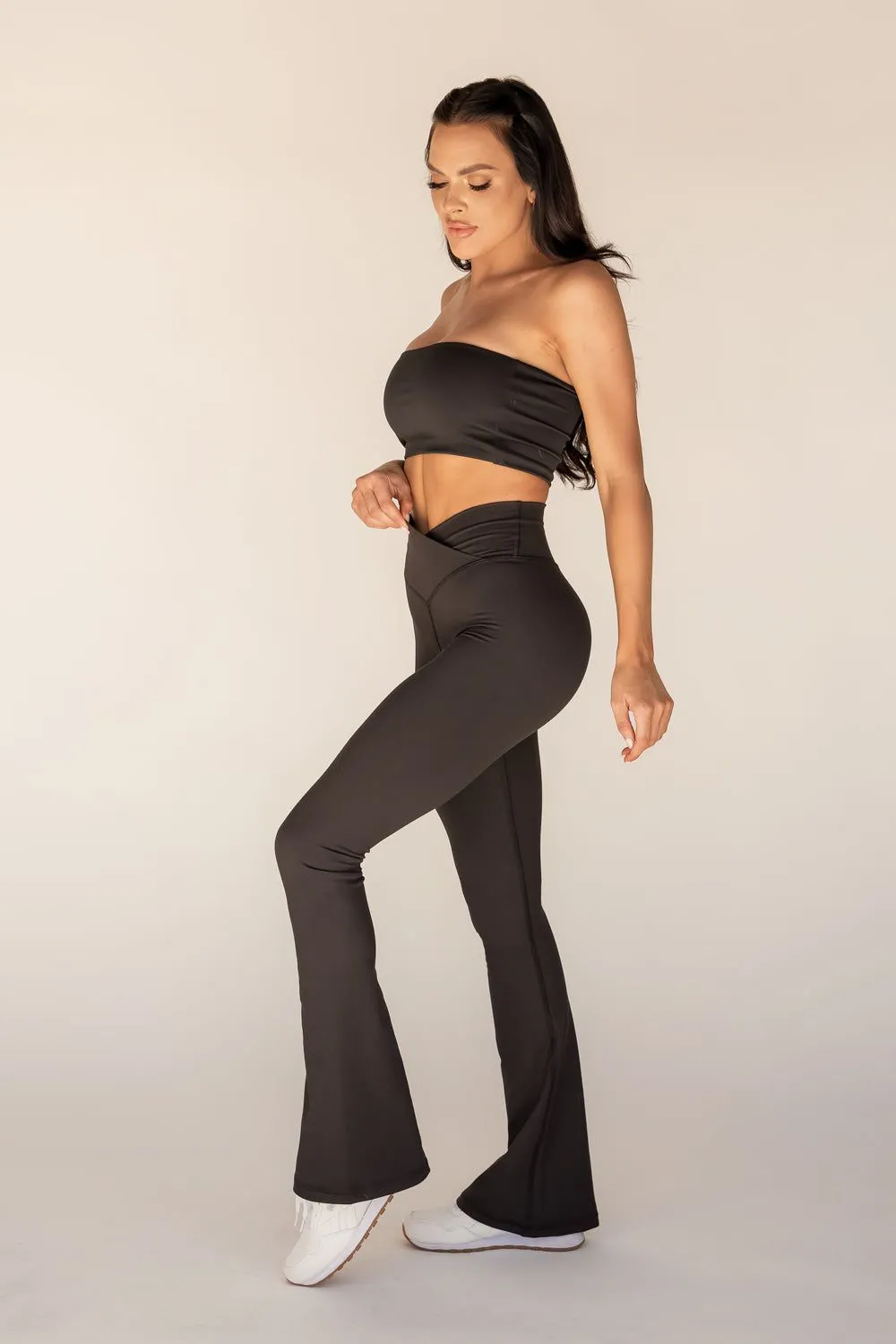 Everyday Bootcut Pant - Black