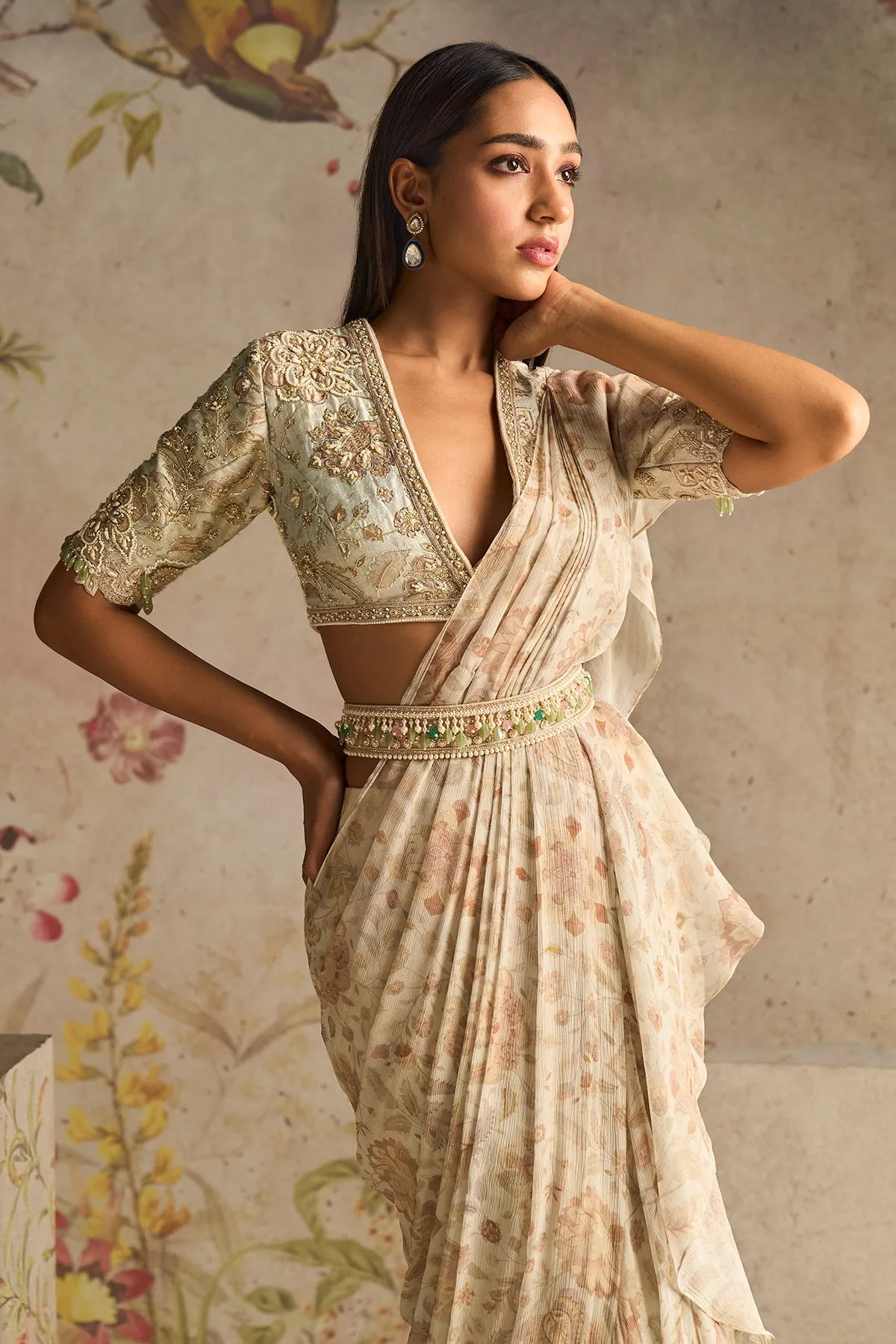 FLAMBOYANCE SAREE SET