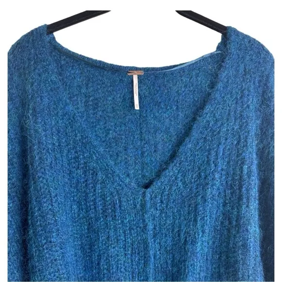 Free People Moonbeam V Neck Oversized Alpaca Blend Sweater Size: X-Small