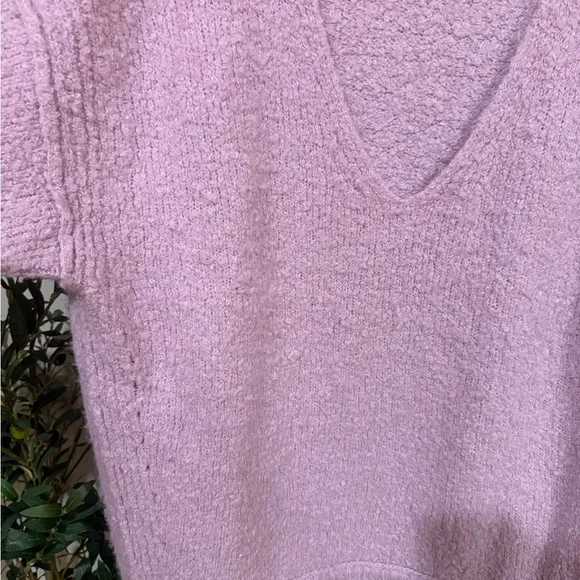 Free People Pink V-Neck Sweater Relaxed Fit size large