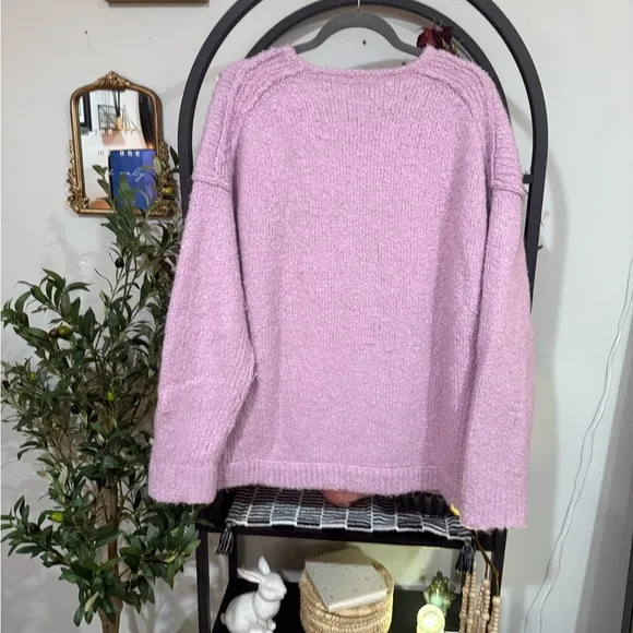 Free People Pink V-Neck Sweater Relaxed Fit size large