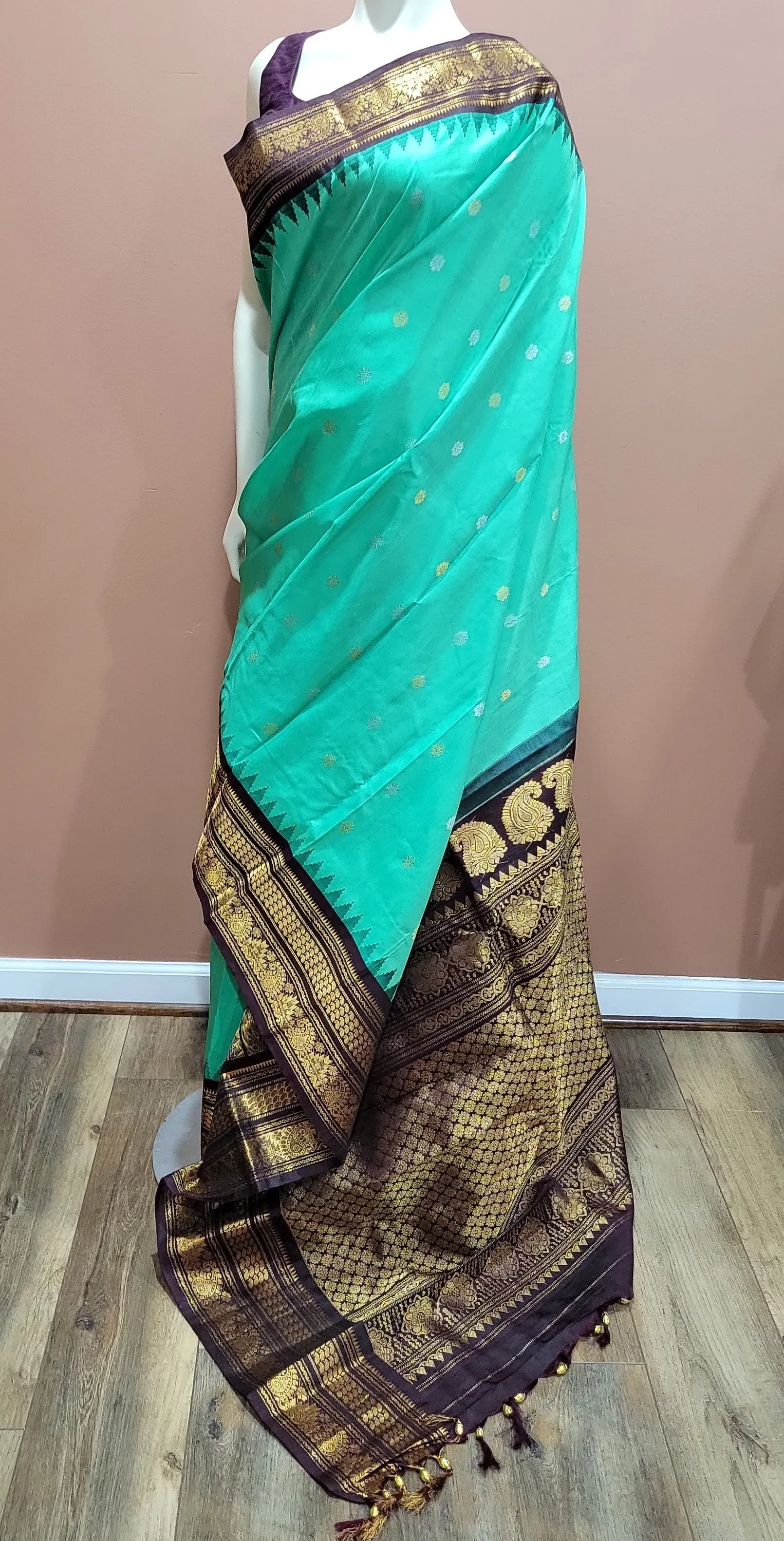 Gadwal Pattu Saree w/ Custom Blouse