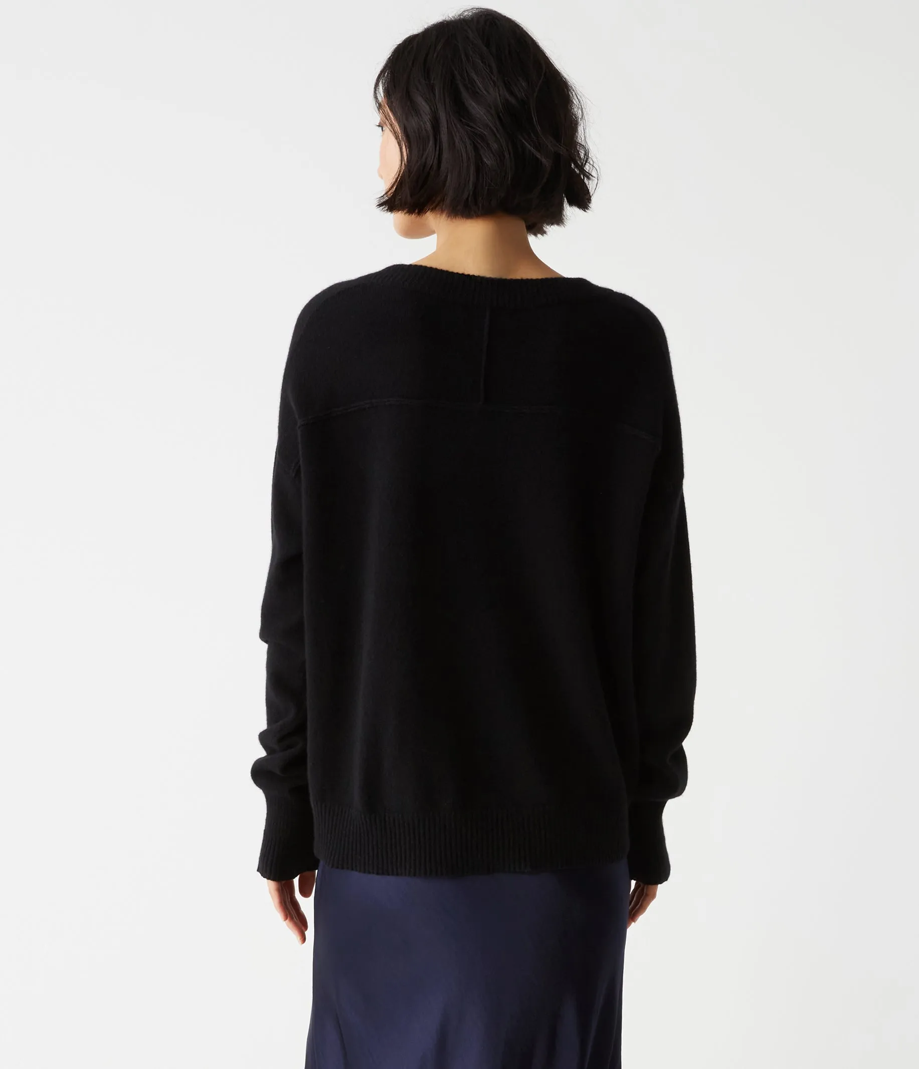 Gemma V-Neck Cashmere Sweater