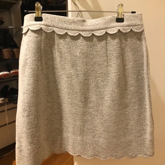 Grey pencil skirt with scallop detail