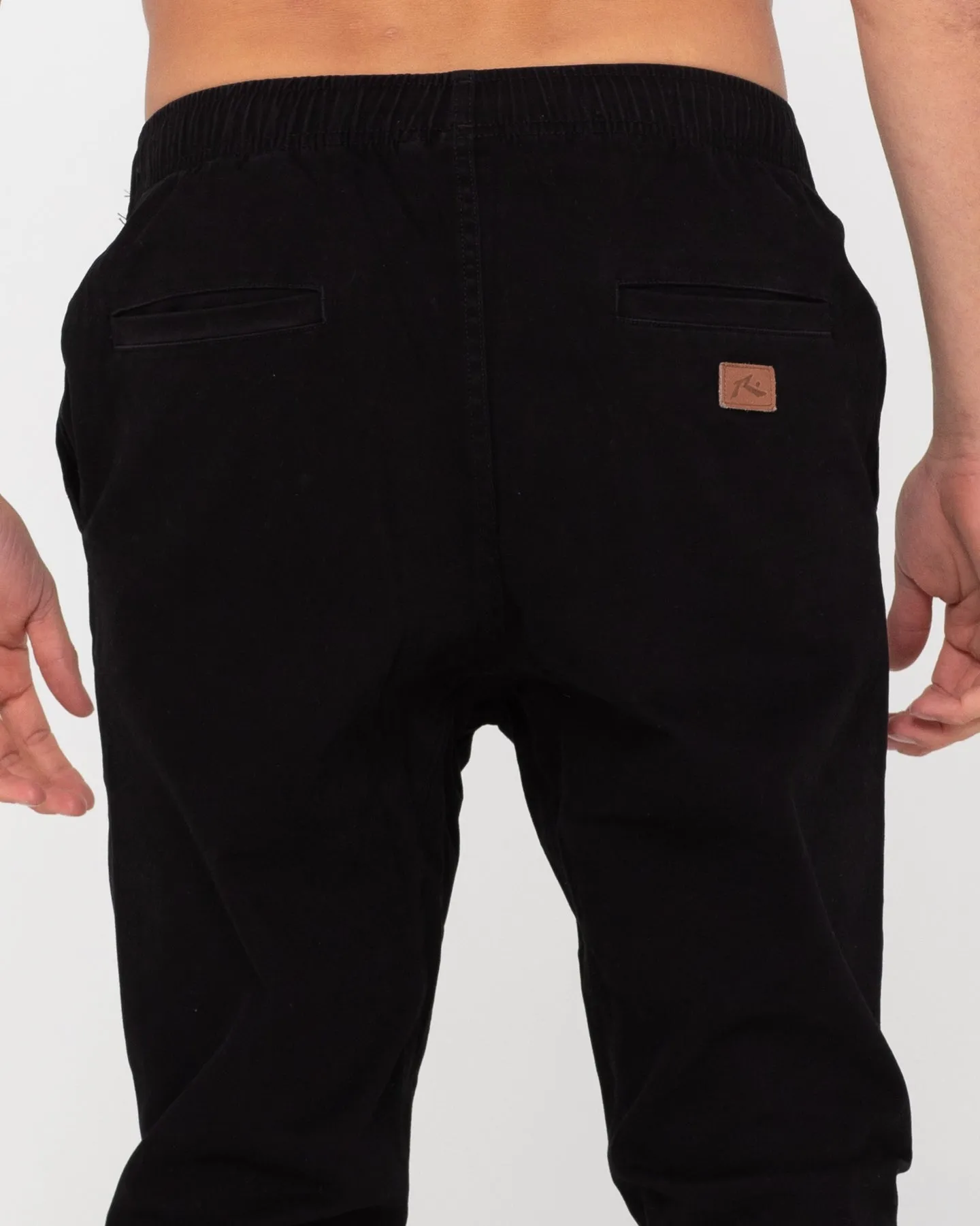 Hook Out Slim Fit Elastic Pant