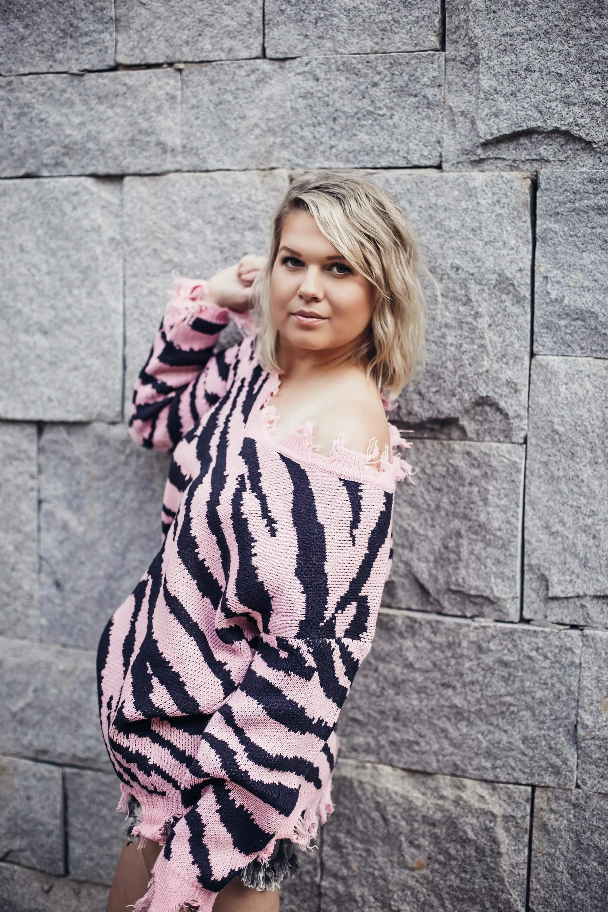 HOTT In Pink Sweater