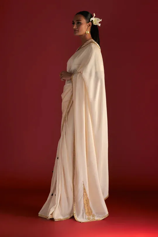 Ivory 'Paan-Patti' Saree