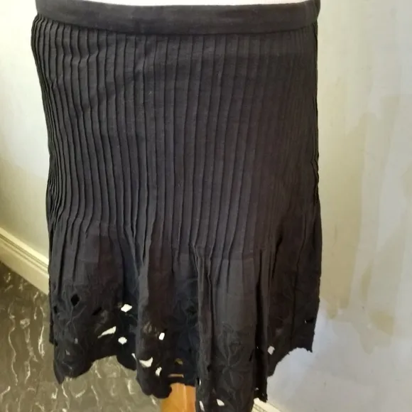 J. Crew Black Eyelet Floral Mini Skirt (K17)